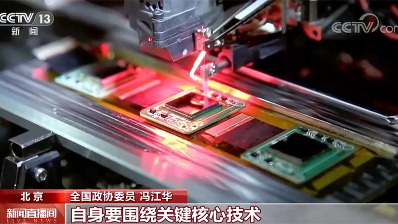 在SaaS软件价格对比过程中，除了上述直接费用外，还有一些隐藏成本需要特别注意：